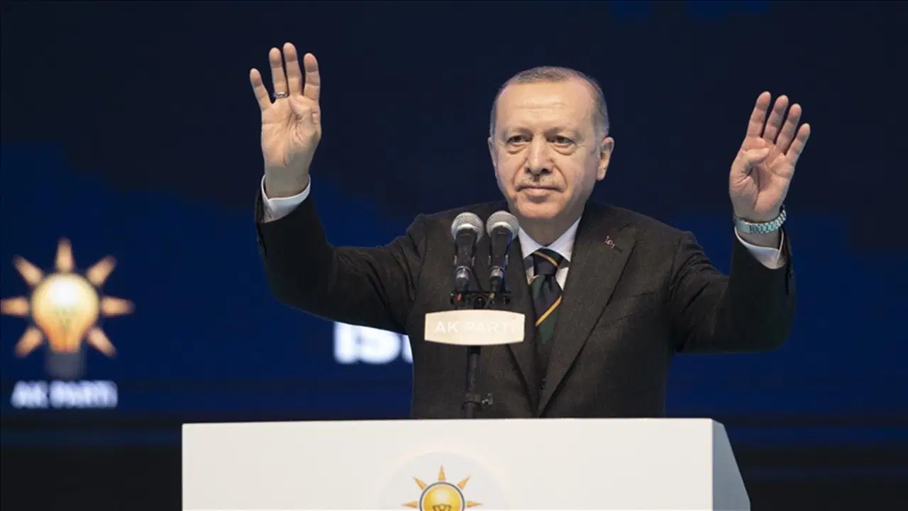 AKP’nin yeni şarkısı paylaşıldı: ‘Efsane Büyük Başkan’