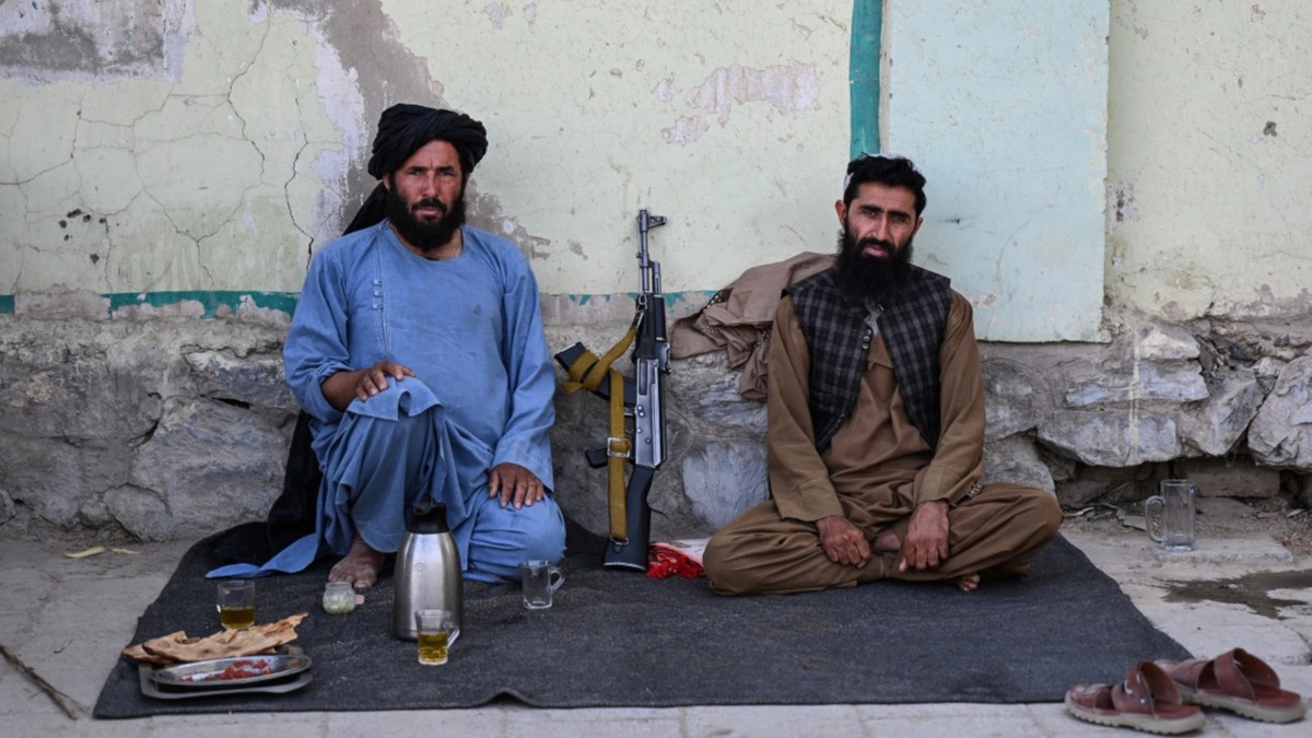 AB’den Taliban’a 24 saatlik vize